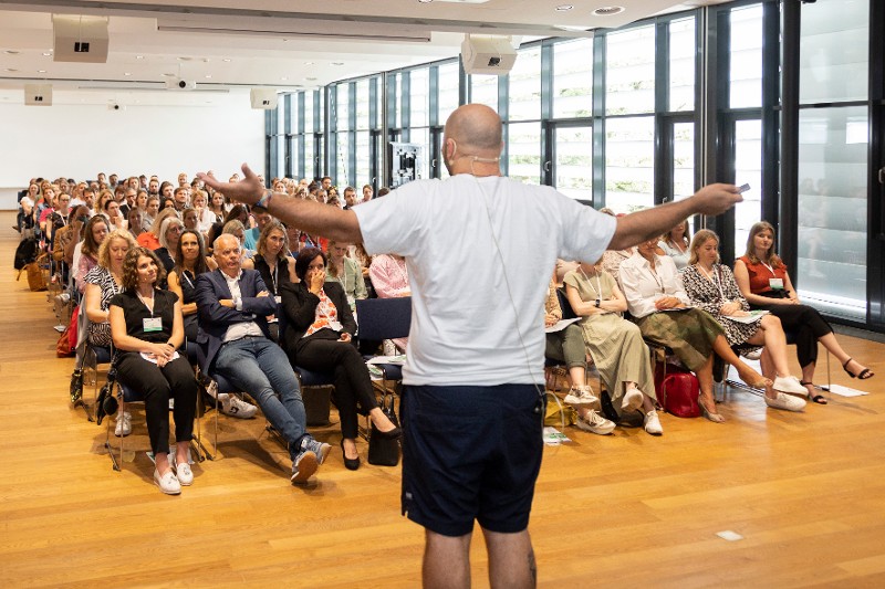 Publikum der BGF Summerlounge, Infos im Text