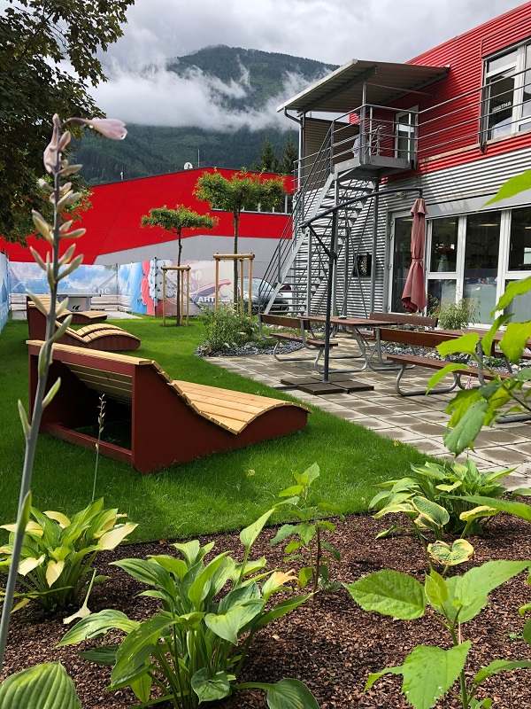 Aussenbereich-2.jpeg